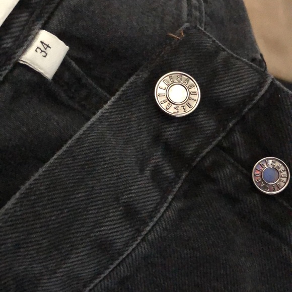 AGOLDE (34) Fen High Rise Relaxed Taper in Shambles Distressed - Picture 11 of 16